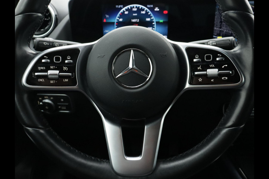 Mercedes-Benz GLA 200 Business Line CAMERA | NAVI | STOF-LEDER
