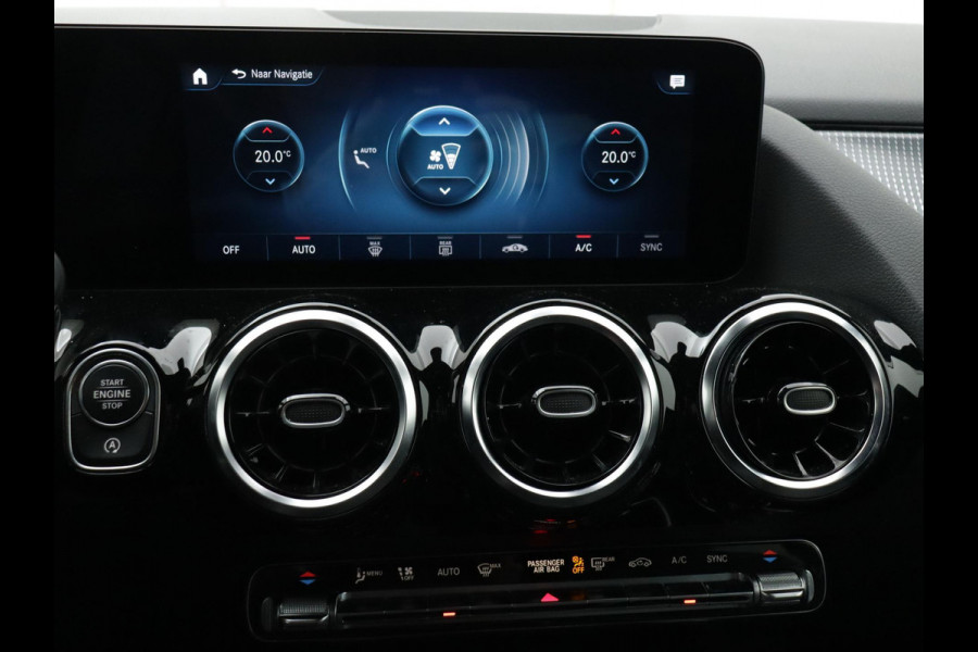 Mercedes-Benz GLA 200 Business Line CAMERA | NAVI | STOF-LEDER