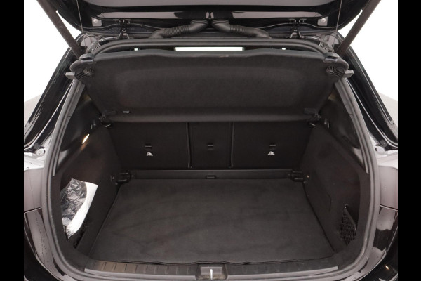 Mercedes-Benz GLA 200 Business Line CAMERA | NAVI | STOF-LEDER