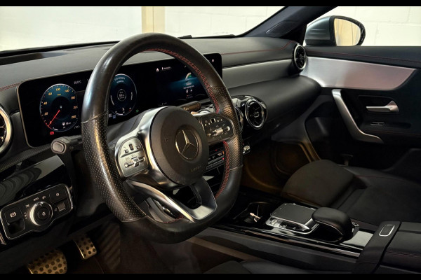 Mercedes-Benz CLA-Klasse 200 Advantage AMG-pakket Camera Mercedes-Benz CLA-Klasse 200 Advantage AMG-pakket Camera