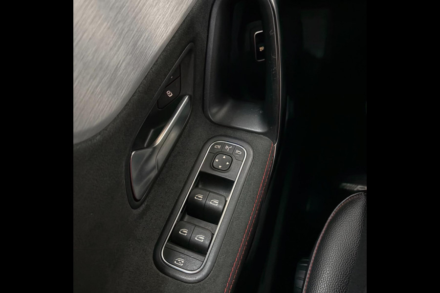 Mercedes-Benz CLA-Klasse 200 Advantage AMG-pakket Camera Mercedes-Benz CLA-Klasse 200 Advantage AMG-pakket Camera