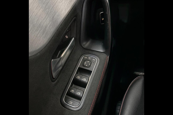 Mercedes-Benz CLA-Klasse 200 Advantage AMG-pakket Camera Mercedes-Benz CLA-Klasse 200 Advantage AMG-pakket Camera