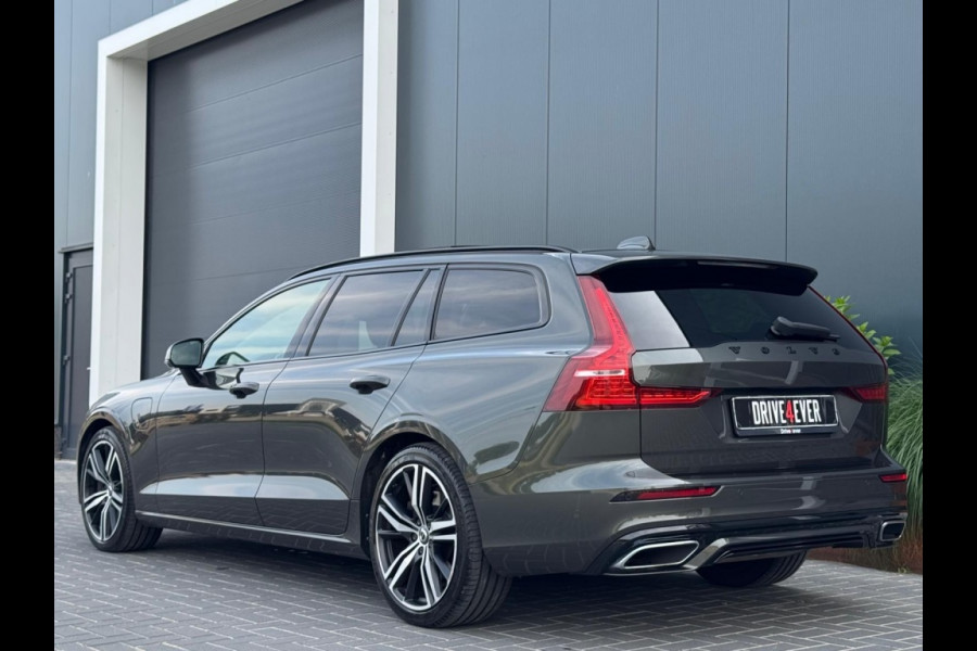 Volvo V60 2.0 T8 TE AWD R-Des. 392pk PANO CR CONTROL NAVI ECC