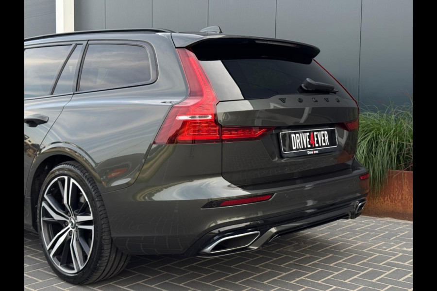 Volvo V60 2.0 T8 TE AWD R-Des. 392pk PANO CR CONTROL NAVI ECC