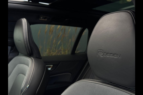 Volvo V60 2.0 T8 TE AWD R-Des. 392pk PANO CR CONTROL NAVI ECC