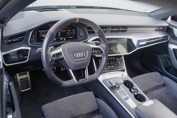 Audi RS6 Avant TFSI quattro / ABT uitlaat / RS dynamic pack / Vierwielsturing / 23 Inch LMV / Incl. BTW / Luchtvering / Pano / B&O