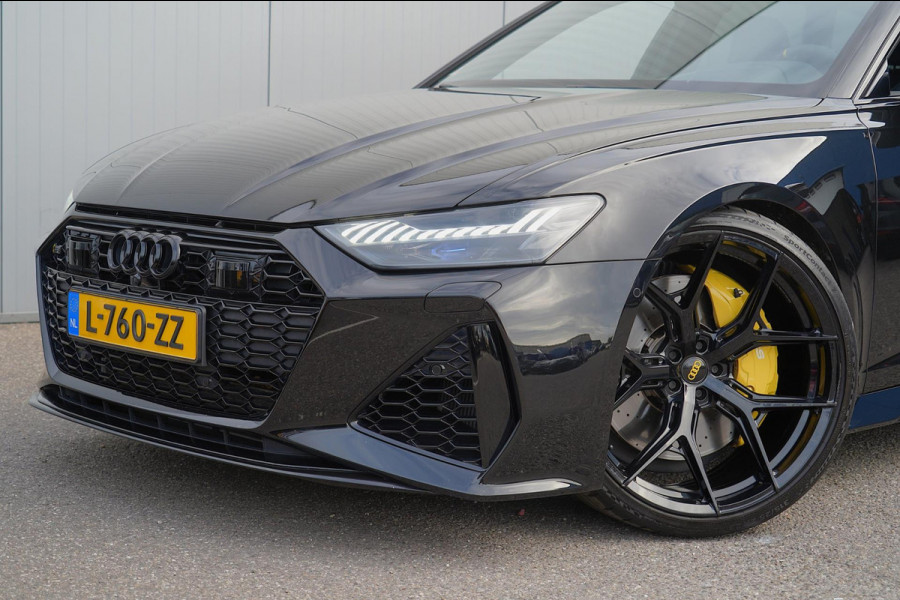 Audi RS6 Avant TFSI quattro / ABT uitlaat / RS dynamic pack / Vierwielsturing / 23 Inch LMV / Incl. BTW / Luchtvering / Pano / B&O