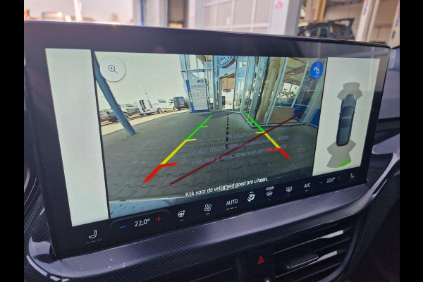 Ford Focus 1.0 EcoBoost Hybrid ST Line X | Winterpack | Automaat | 12.3 inch Digital Cockpit | Achteruitrijcamera | Draadloos opladen | Keyless Entry |