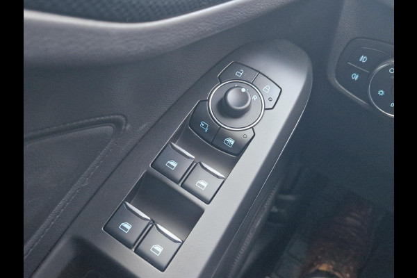Ford Focus 1.0 EcoBoost Hybrid ST Line X | Winterpack | Automaat | 12.3 inch Digital Cockpit | Achteruitrijcamera | Draadloos opladen | Keyless Entry |
