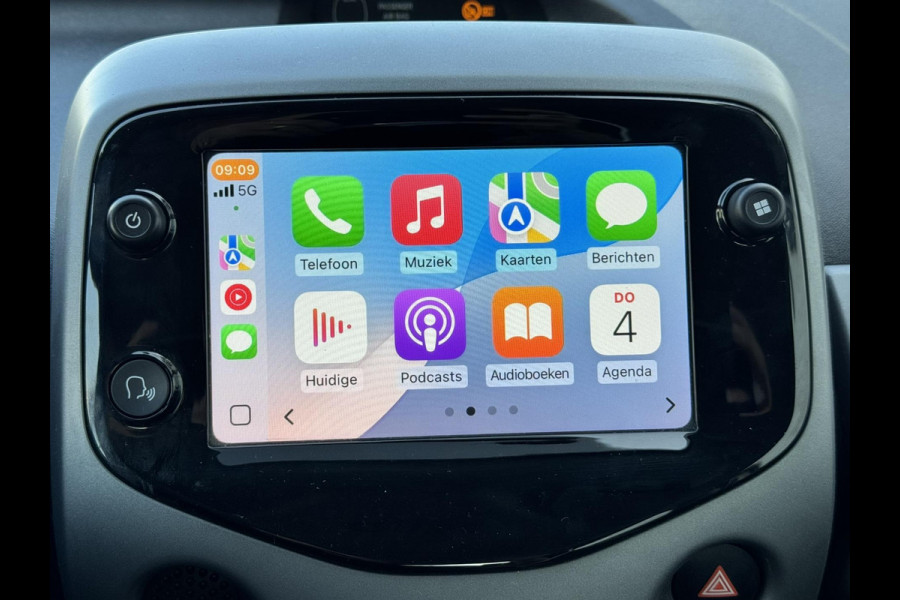 Toyota Aygo 1.0 VVT-i x-play Airco Achteruitrijcamera Apple Carplay / Android Auto Elektrisch bedienbare ramen