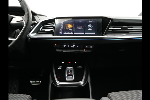 Audi Q4 e-tron Sportback 35 2 x S Line 170pk Dealer O.H INCL BTW | Lederen Sportstoelen | 20"L.M | Apple Carplay | Black Optic | Sfeerverlichting | Virtual |