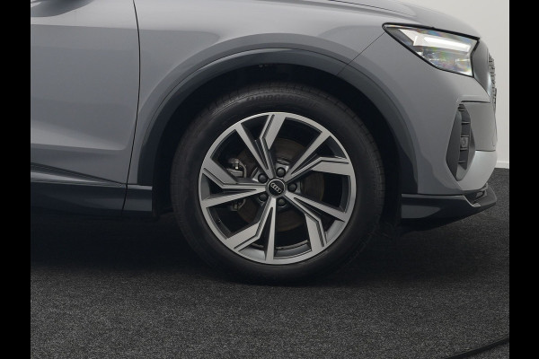 Audi Q4 e-tron Sportback 35 2 x S Line 170pk Dealer O.H INCL BTW | Lederen Sportstoelen | 20"L.M | Apple Carplay | Black Optic | Sfeerverlichting | Virtual |