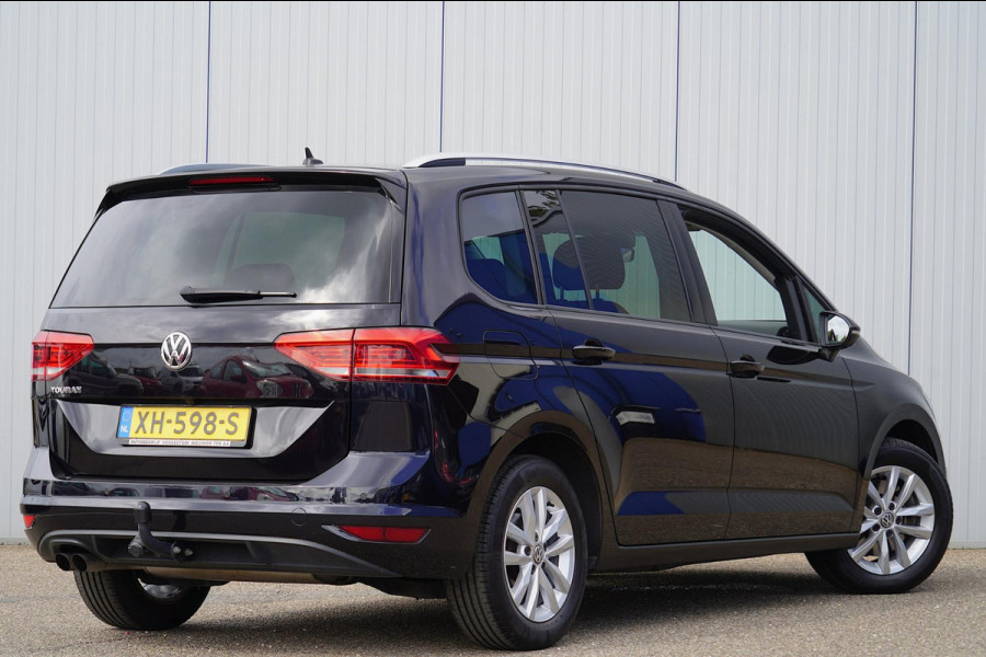 Volkswagen Touran 1.4 TSI Comfortline Business 7p / Navigatie / Camera / Trekhaak / 111dkm NAP / 2e Eigenaar