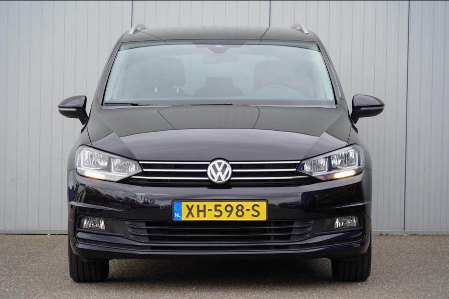 Volkswagen Touran 1.4 TSI Comfortline Business 7p / Navigatie / Camera / Trekhaak / 111dkm NAP / 2e Eigenaar