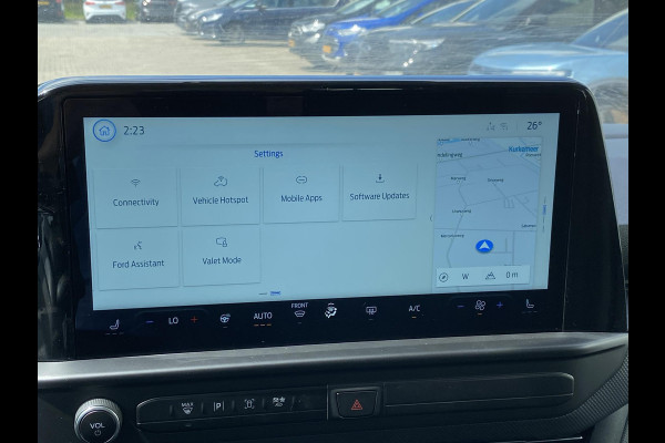 Ford Transit Custom 340 2.5 PHEV L2H1 Limited 233pk |  Kombi | Incl. BTW/BPM | Dubbele zijschuifdeur | Privacy Glass | Inklapbare trekhaak | 17 inch lichtmetalen velgen | Driver Assistance Pack Premium | Verwarmbaar stuurwiel