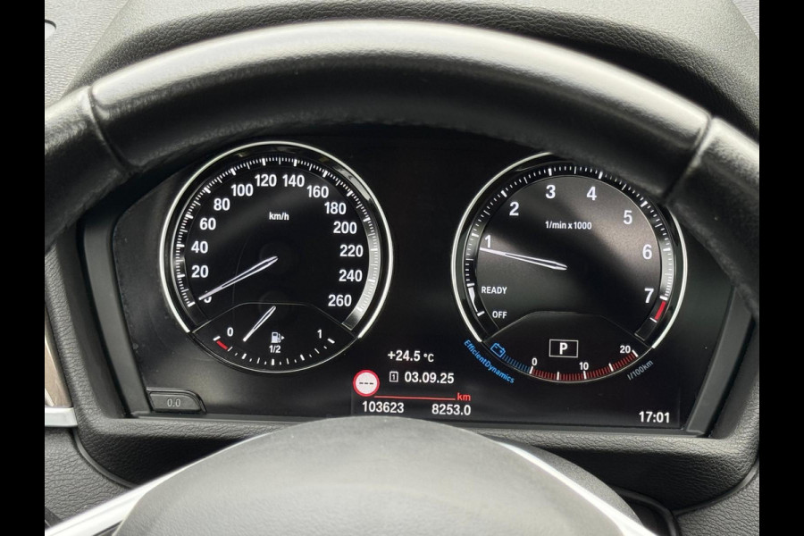 BMW X1 SDrive20i 192 pk High Executive, panoramadak, trekhaak, 1/2 lederen sportinterieur