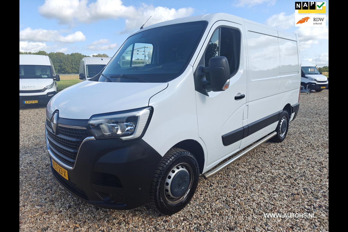 Renault Master T35 2.3 DCI 150 PK L1H1 Energy Comfort , Automaat , 1e Eig. Euro 6 , in zeer nette staat. Renault Master T35 2.3 DCI 150 PK L1H1 Energy Comfort , Automaat , 1e Eig. Euro 6 , in zeer nette staat.