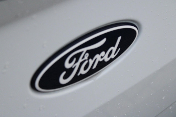 Ford Transit Custom 340 2.5 PHEV L2H1 Trend Kombi |  Prijs is incl. BTW incl. BPM | 9- PERSOONS | Excl. BTW incl. BPM kost deze Custom 44.970,- |