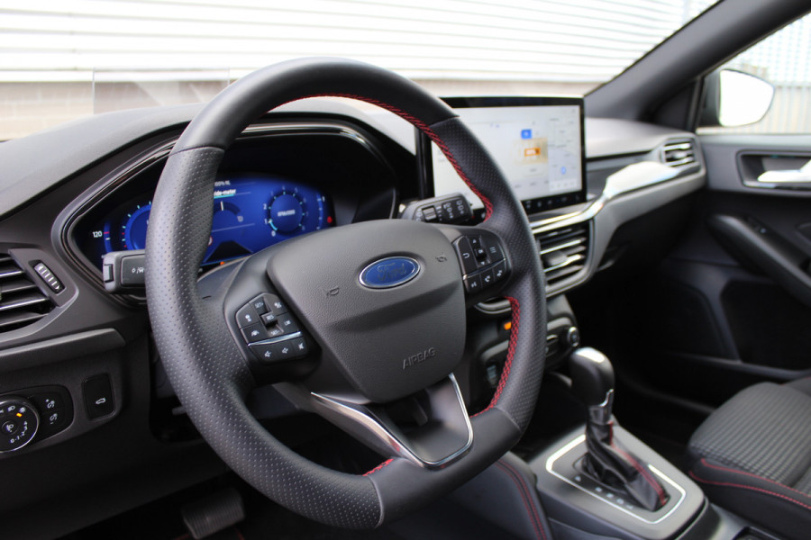 Ford FOCUS Wagon 1.0 EcoBoost Hybrid ST Line X | Trekhaak | Head-Up | BLIS | Camera | Navigatie