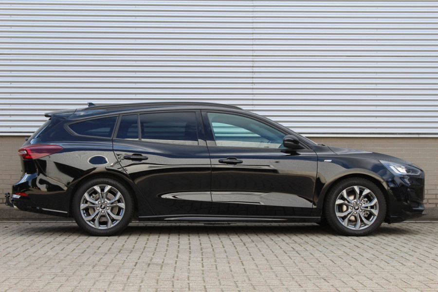 Ford FOCUS Wagon 1.0 EcoBoost Hybrid ST Line X | Trekhaak | Head-Up | BLIS | Camera | Navigatie
