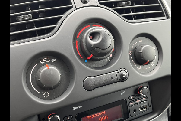 Renault Kangoo Z.E.*KOOPACCU*33kWh*BLUETOOTH*SCHUIFDEUR* Renault Kangoo Z.E.*KOOPACCU*33kWh*BLUETOOTH*SCHUIFDEUR*