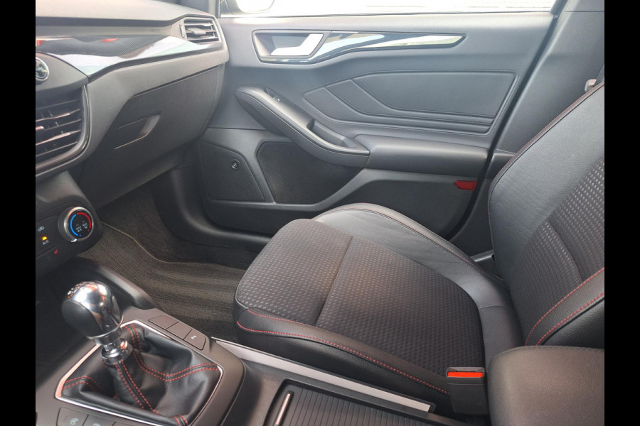 Ford FOCUS Wagon 1.5 i ST Line 150 PK B&O Audio | LED | sportstoelen | ST Velgen 18 Inch | occasion