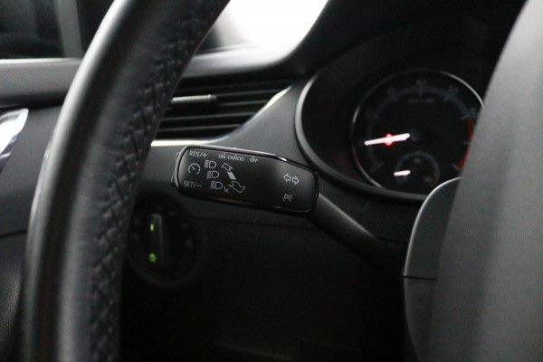 Škoda Octavia Combi 1.5 TSI SPORT*AUTOMAAT*CRUISE*CARPLAY*ECC*HAAK*NAV