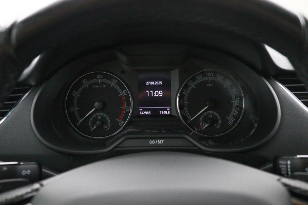 Škoda Octavia Combi 1.5 TSI SPORT*AUTOMAAT*CRUISE*CARPLAY*ECC*HAAK*NAV