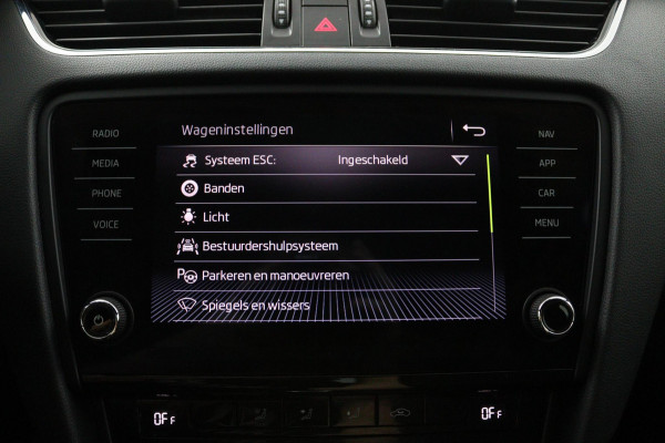 Škoda Octavia Combi 1.5 TSI SPORT*AUTOMAAT*CRUISE*CARPLAY*ECC*HAAK*NAV