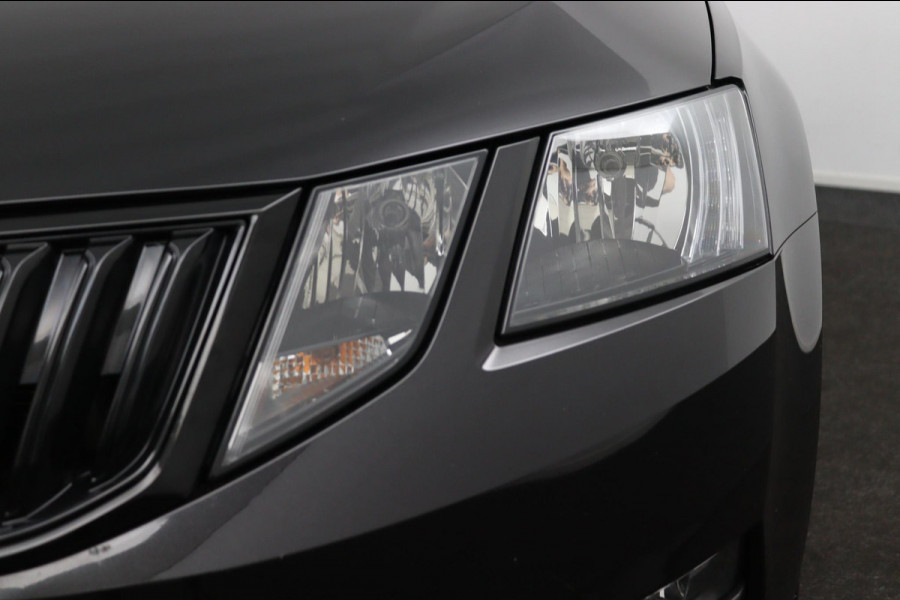 Škoda Octavia Combi 1.5 TSI SPORT*AUTOMAAT*CRUISE*CARPLAY*ECC*HAAK*NAV