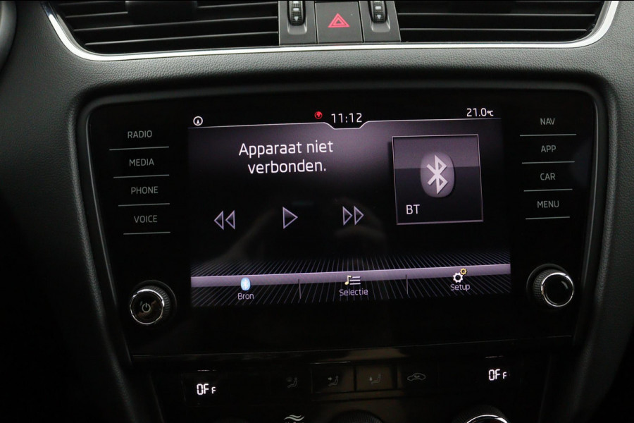 Škoda Octavia Combi 1.5 TSI SPORT*AUTOMAAT*CRUISE*CARPLAY*ECC*HAAK*NAV