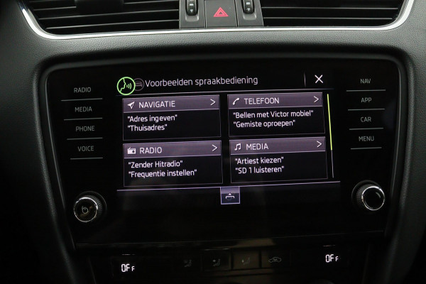 Škoda Octavia Combi 1.5 TSI SPORT*AUTOMAAT*CRUISE*CARPLAY*ECC*HAAK*NAV