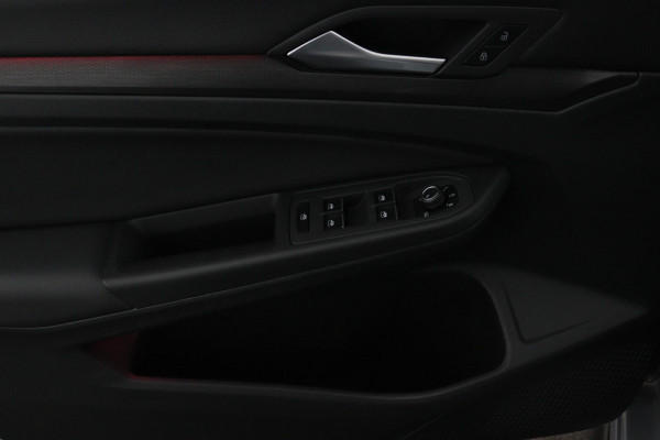 Volkswagen Golf GTI*PANO*LEDER*STOEL VERKOELING*H/K*HAAK*ACC*CAM*