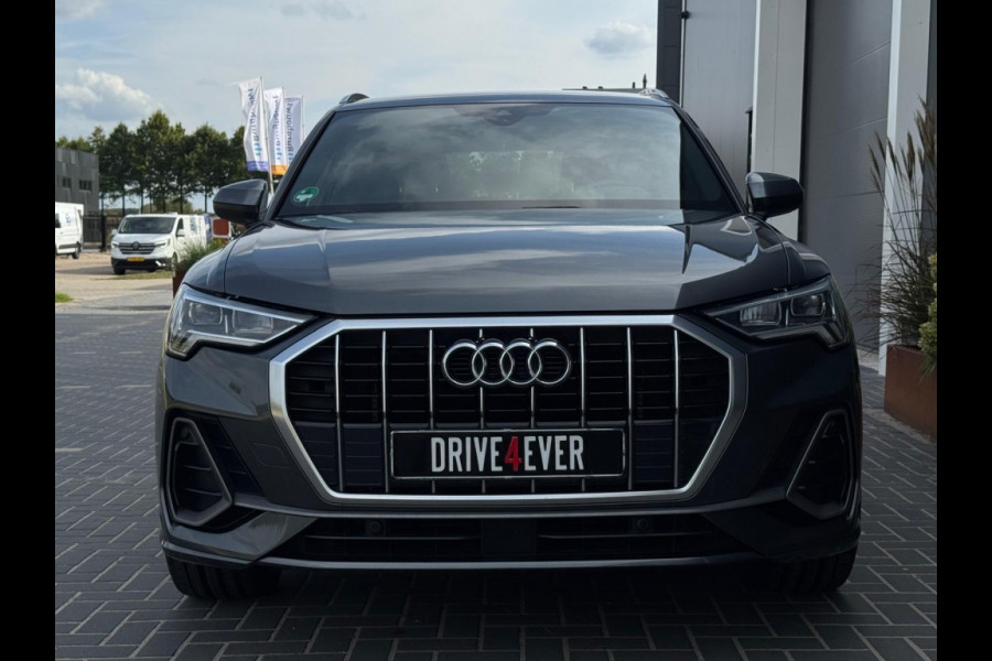 Audi Q3 35 TFSI S Line 10-2019 NAVI CLIMATE PDC ELEK PAKKET 1e EIGENAAR