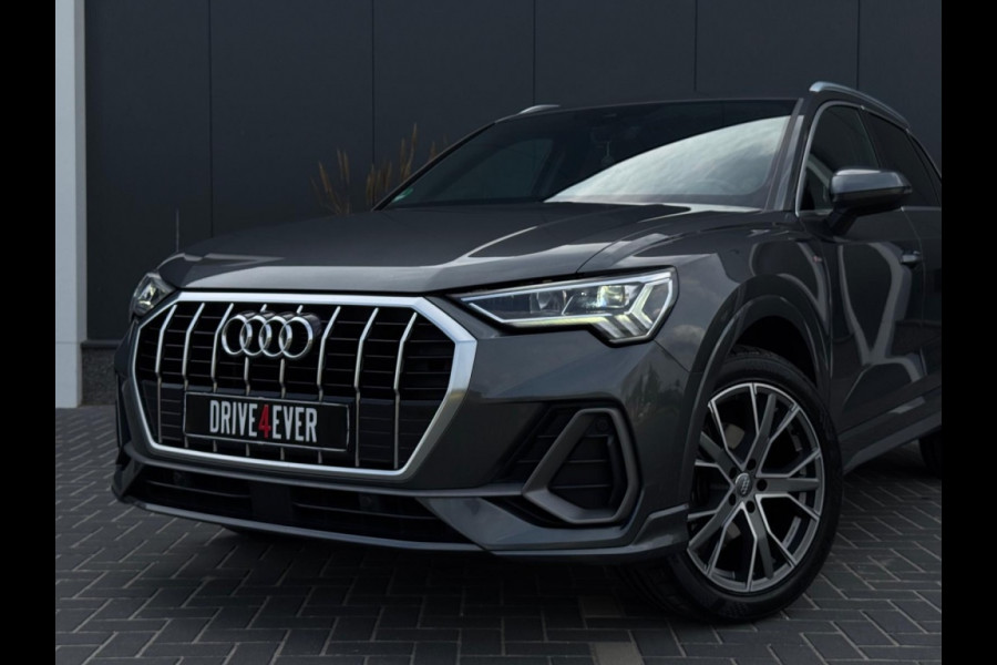 Audi Q3 35 TFSI S Line 10-2019 NAVI CLIMATE PDC ELEK PAKKET 1e EIGENAAR