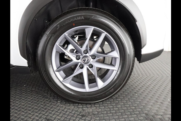 Lexus LBX BUSINESSLINE BI-TONE GARANTIE 2035 ! BI-TONE PRO LINE-PACK. BSM. PDC V+A STUUR/STOEL VERWARMING
