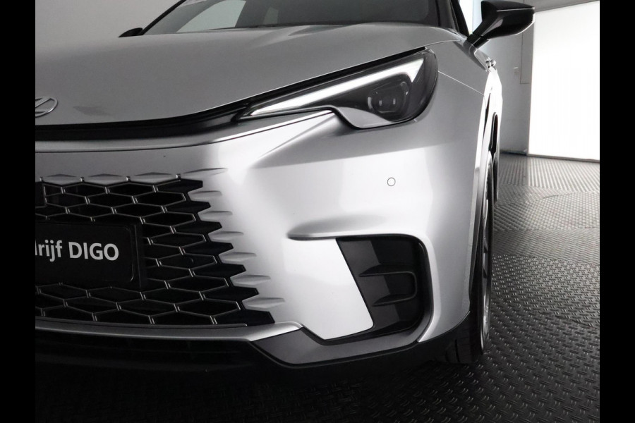 Lexus LBX BUSINESSLINE BI-TONE GARANTIE 2035 ! BI-TONE PRO LINE-PACK. BSM. PDC V+A STUUR/STOEL VERWARMING