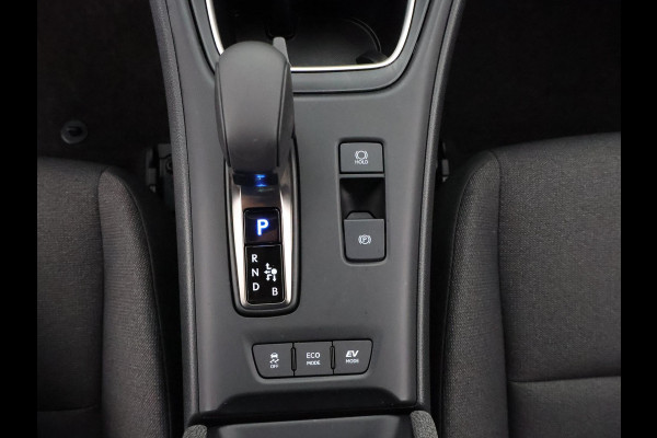 Lexus LBX BUSINESSLINE BI-TONE GARANTIE 2035 ! BI-TONE PRO LINE-PACK. BSM. PDC V+A STUUR/STOEL VERWARMING