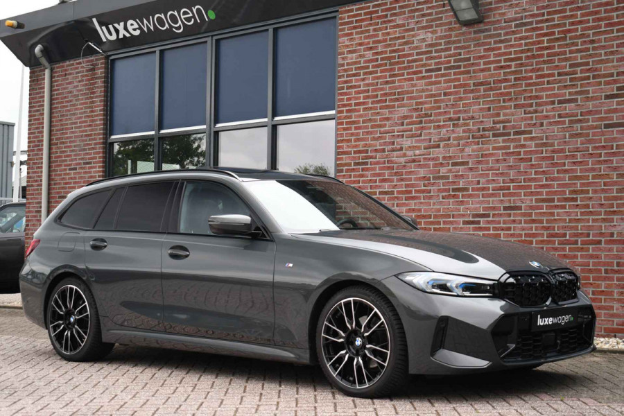 BMW 3 Serie Touring 330e xDrive M-Sport Pro LCI Dravitgrau Pano HUD el-zetels 19inch