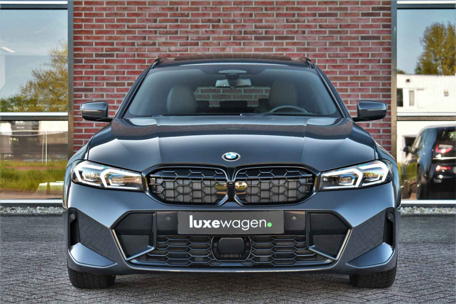 BMW 3 Serie Touring 330e xDrive M-Sport Pro LCI Dravitgrau Pano HUD el-zetels 19inch