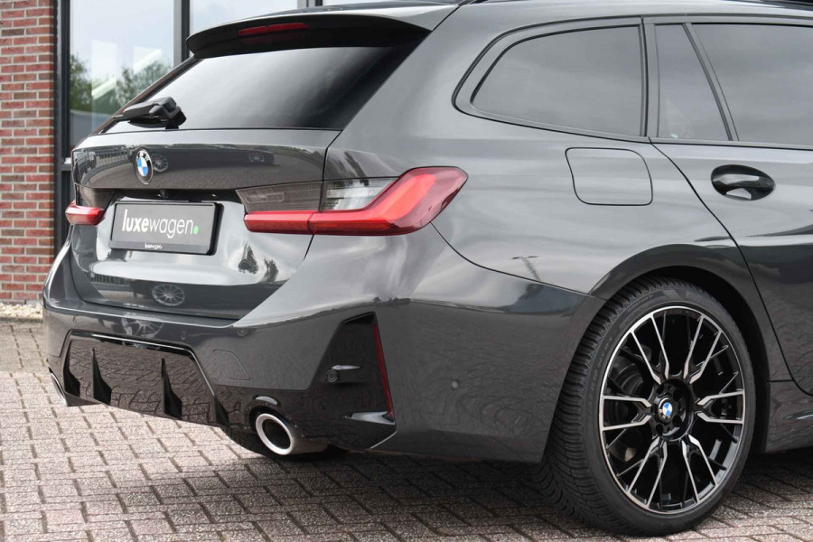 BMW 3 Serie Touring 330e xDrive M-Sport Pro LCI Dravitgrau Pano HUD el-zetels 19inch