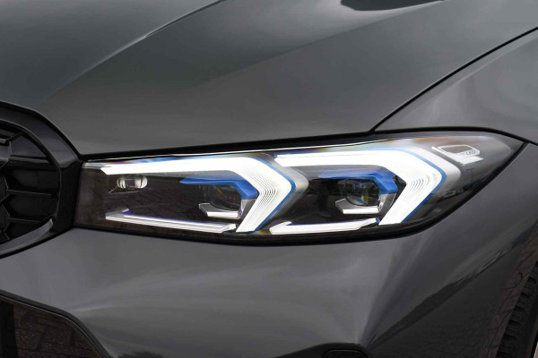 BMW 3 Serie Touring 330e xDrive M-Sport Pro LCI Dravitgrau Pano HUD el-zetels 19inch