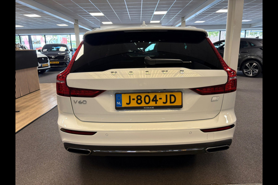 Volvo V60 2.0 T6 Recharge AWD Business Pro/leer/trekhaak/camera/navi/orig ned