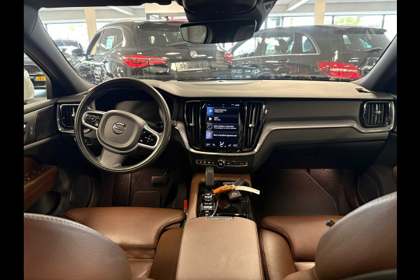 Volvo V60 2.0 T6 Recharge AWD Business Pro/leer/trekhaak/camera/navi/orig ned