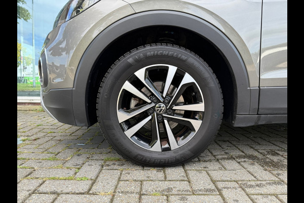 Volkswagen T-Cross 1.0 TSI Life United - Camera - Parkeerhulp - Climate - Navi - Cruise