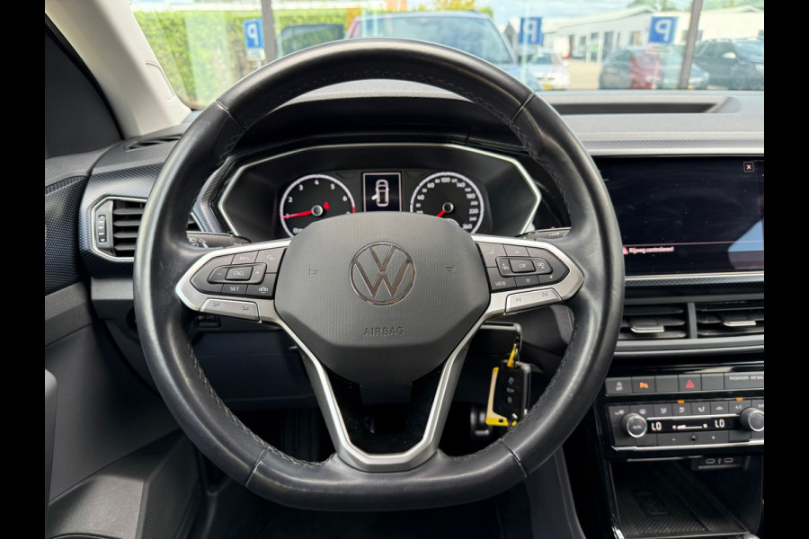 Volkswagen T-Cross 1.0 TSI Life United - Camera - Parkeerhulp - Climate - Navi - Cruise