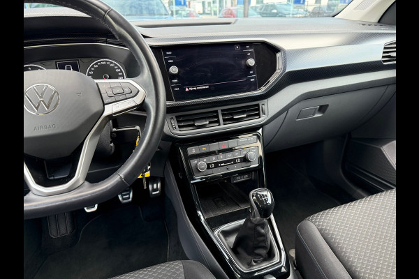 Volkswagen T-Cross 1.0 TSI Life United - Camera - Parkeerhulp - Climate - Navi - Cruise