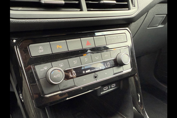 Volkswagen T-Cross 1.0 TSI Life United - Camera - Parkeerhulp - Climate - Navi - Cruise