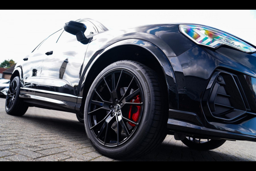 Audi Q3 45 TFSI e Business Edition | Sonos | Camera | Stuurwielverwarming
