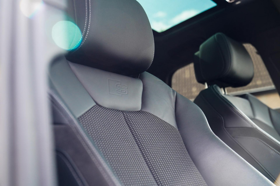 Audi Q3 45 TFSI e Business Edition | Sonos | Camera | Stuurwielverwarming